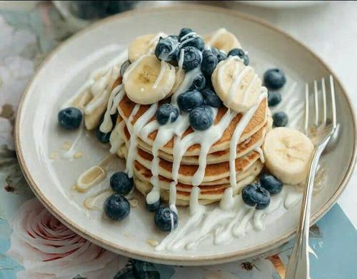 Berry Charlotte Cake