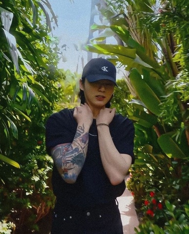 BTS Jungkook Summer Cap Jigsaw Puzzle Online - Jigsaw 365