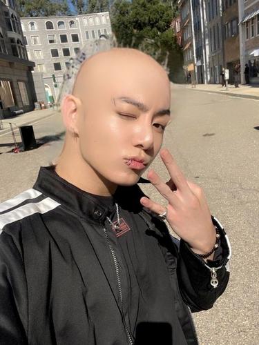 jungkook careca