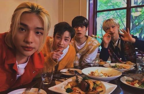 chanhyunlixmin nenes colorido