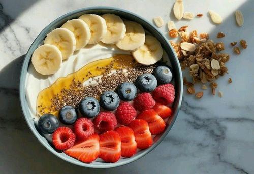 Greek Yogurt with Cereals