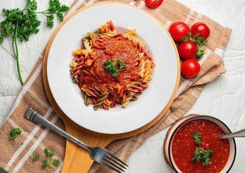 Tricolor Fusilli Pasta with Tomato Sauce
