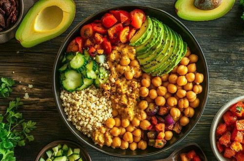 Healthy Buddha Bowl with Chickpeas