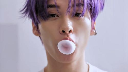 minho roxo chiclete amo essa foto