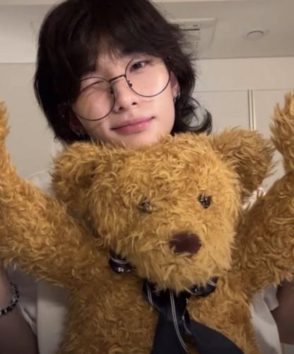 Hyunjin with bear