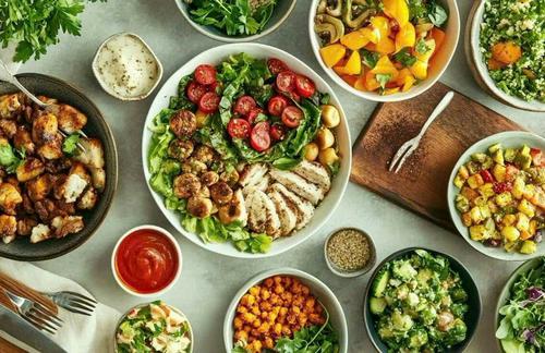 Rainbow Salad Platters with Grilled Chicken