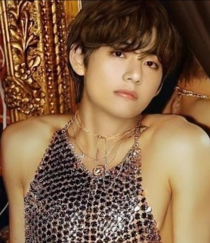 BTS V