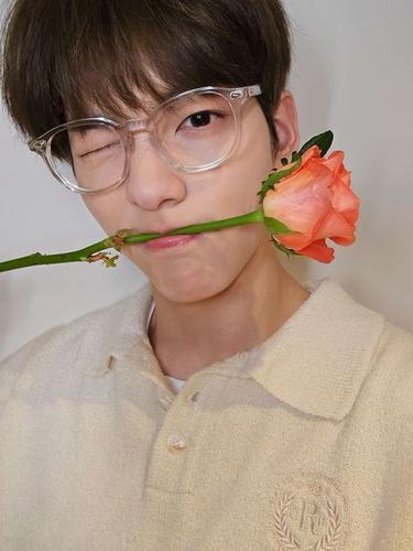 Soobin Flower