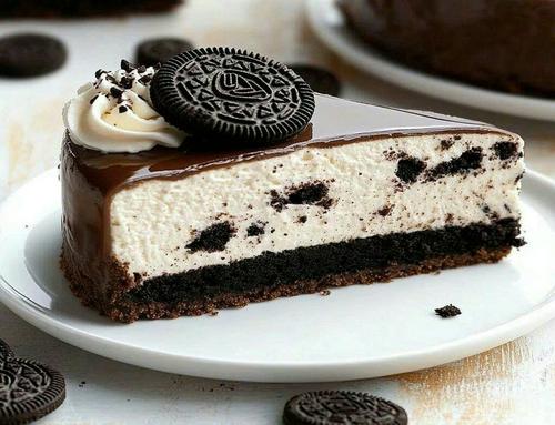 Oreo Cookies and Cream Cheesecake