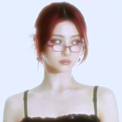 Huh Yun-jin