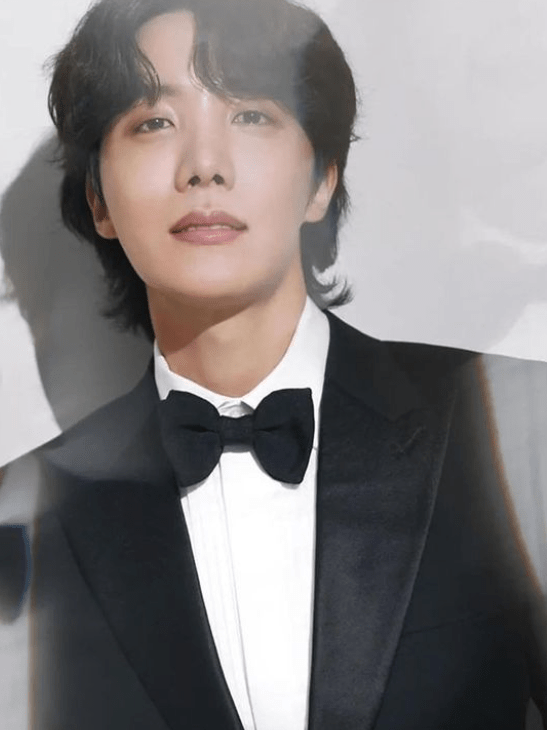 BTS Jhope Gentleman Jigsaw Puzzle Online - Jigsaw 365