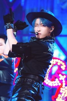 Quebra-Cabeça de Ateez bouncy no Jigsaw 365